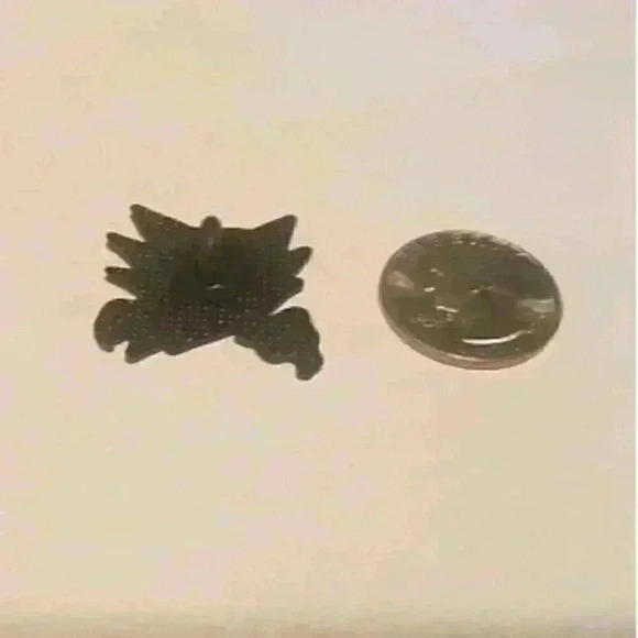 Pokemon Haunter Glitter Enamel Lapel Brooch Pin - Picture 4 of 4
